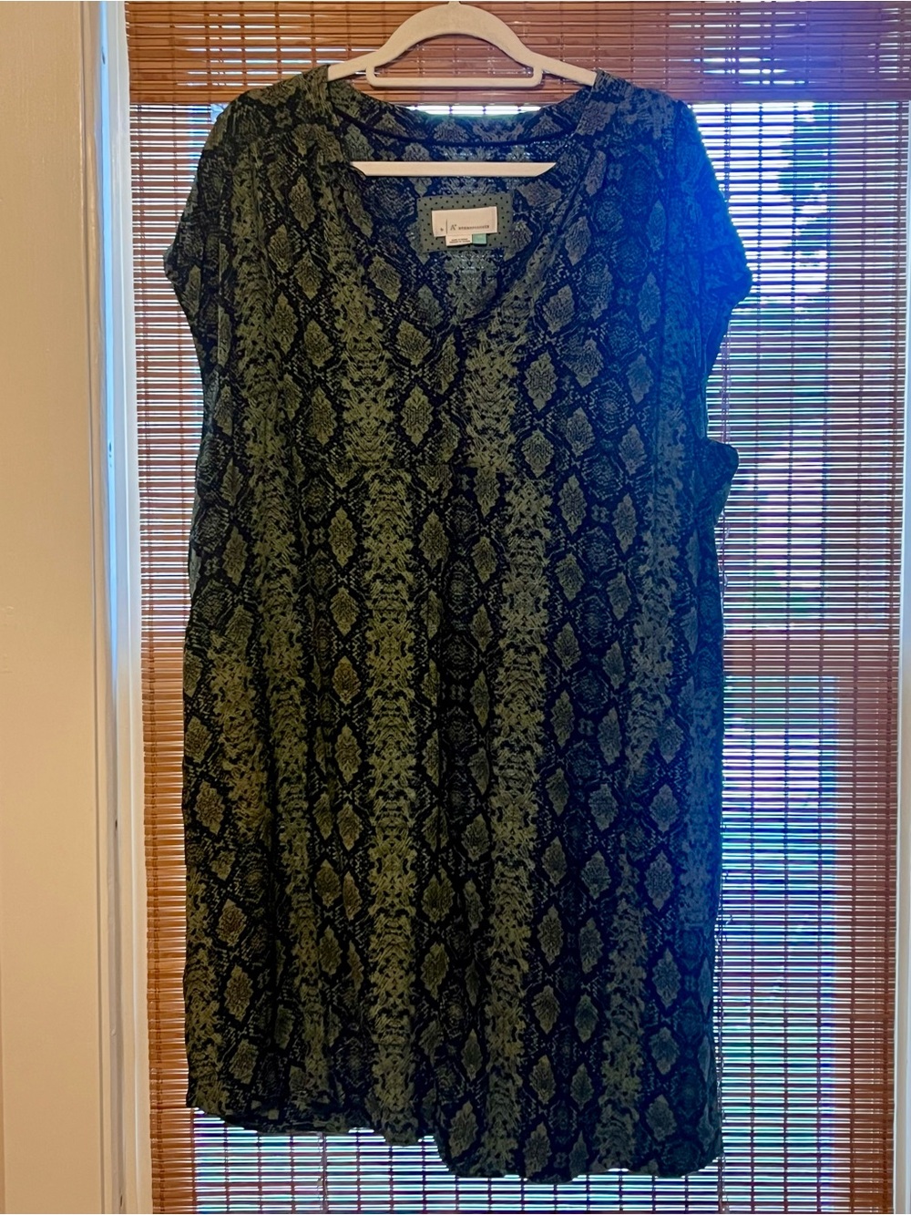 Anthropologie A+ 2X Green Black Snake Print V-Neck Shift Dress Boho - Picture 8 of 8